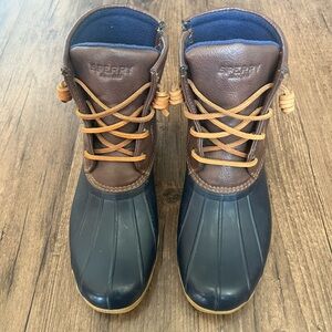 Bid Kids Size 5 Sperry Boots